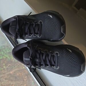 BROOKS Running Shoes Size 9, BLACK